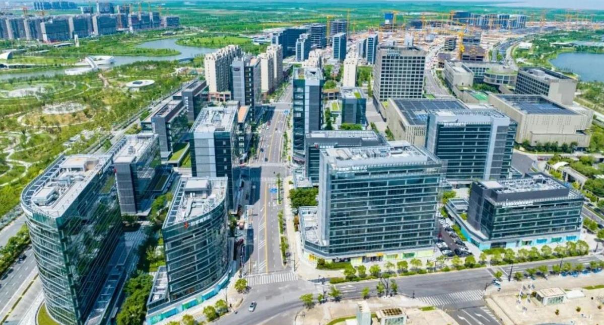 新辰临港中心B4号楼